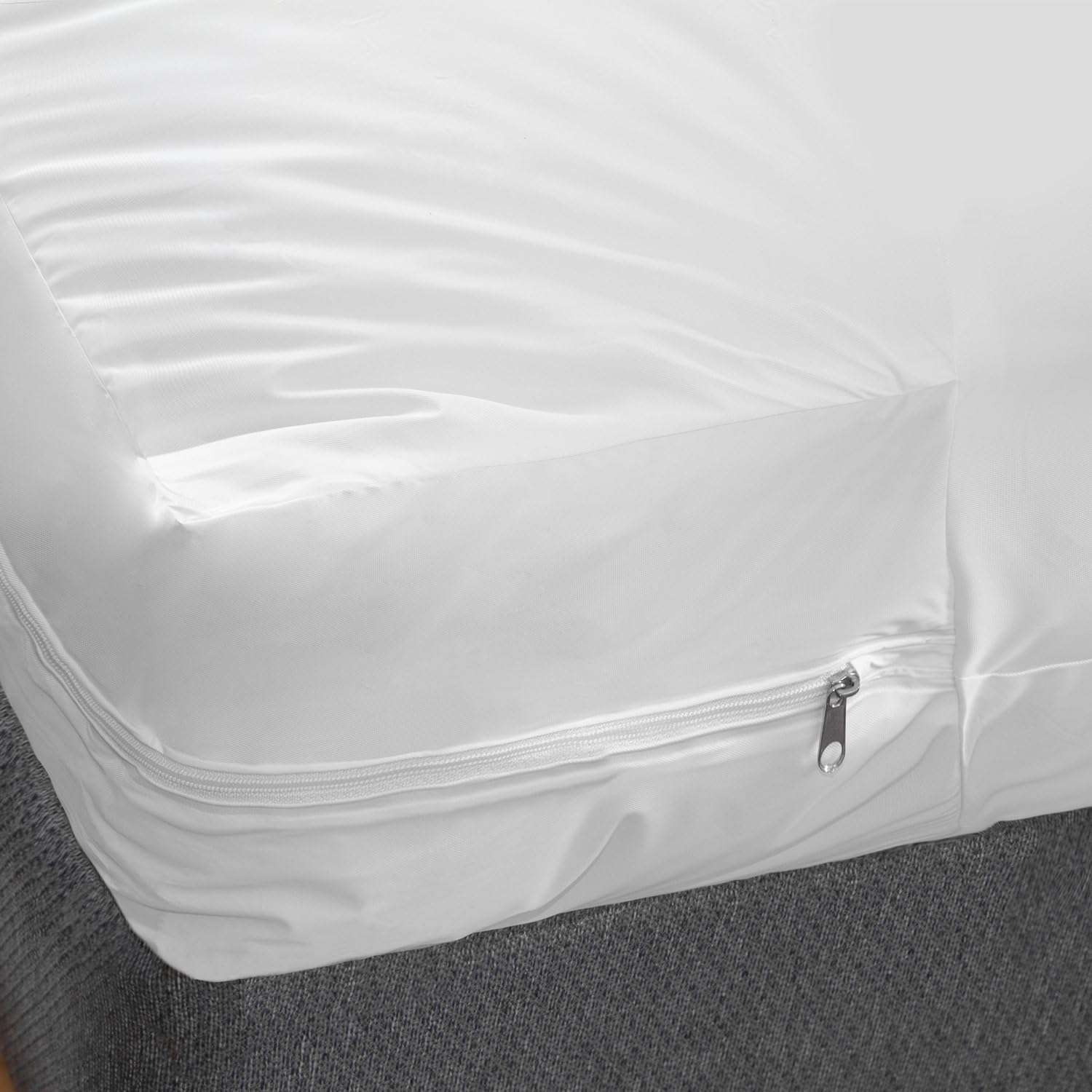 DMI Waterproof Mattress Protector, Waterproof Mattress Cover, Mattress & Bed Pad, Bed Cover, Encased Zippered Fit, Twin