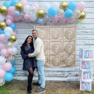 Gender Reveal Tic Tac Toe Board Game,Rustic Wooden Gender Reveal Games for He or She,Baby Gender Reveal Ideas Party Supplies,Boy Girl Sign,Baby Shower Gender Reveal Decoration kit