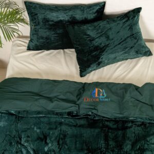 DecorAvenue Ultra-Luxe Crushed Velvet Duvet Cover, Boho Bedding UO Comforter Bedding Donna Cover, 3 Pc Duvet Set, Velvet Bedding Set (Emerald Green, King 90'' x 104'') (DuvetSet1607)