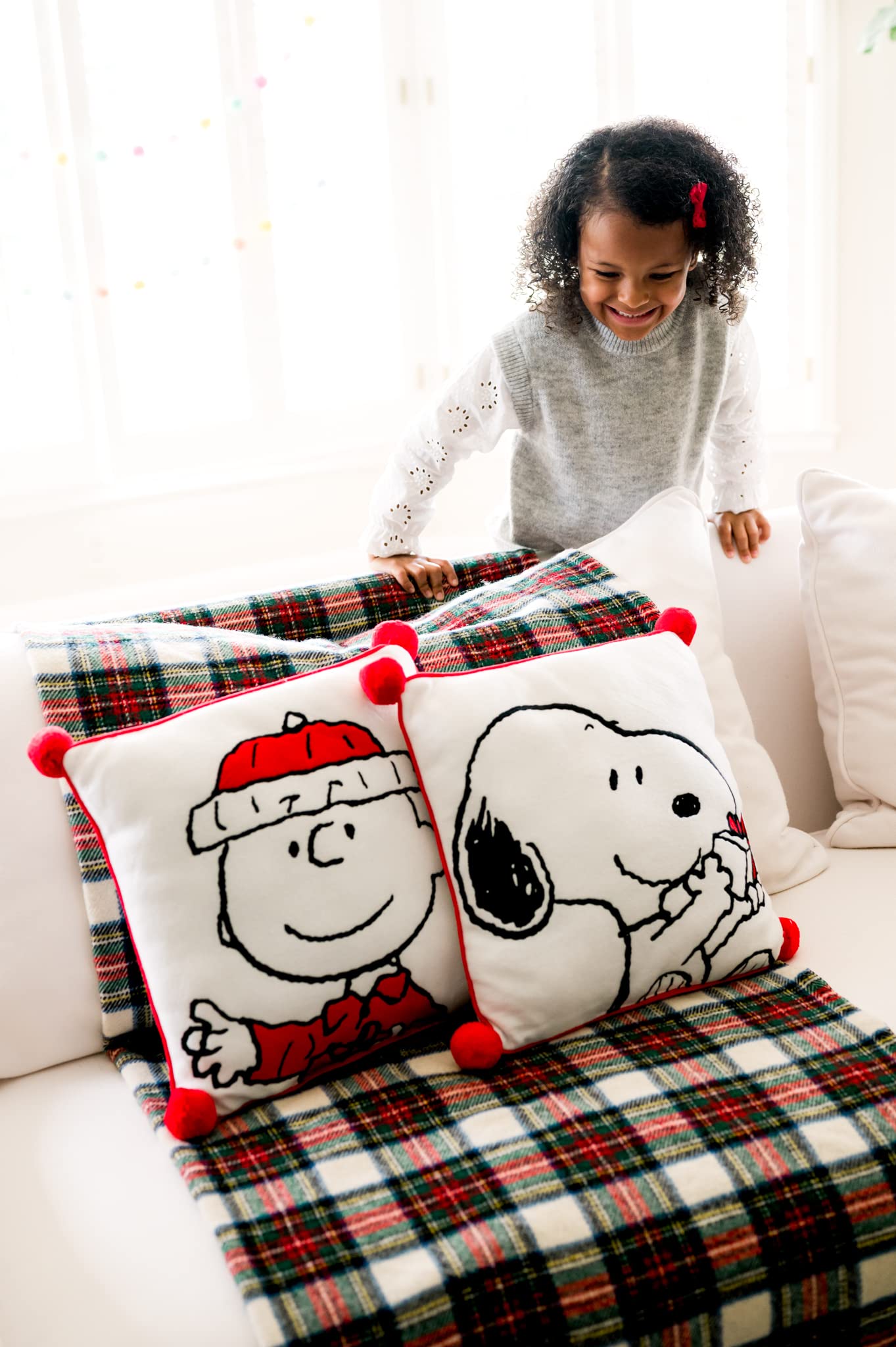 DanDee Peanuts | 14" Officially Licensed & Collectible Decorative Pillow | Snoopy, White