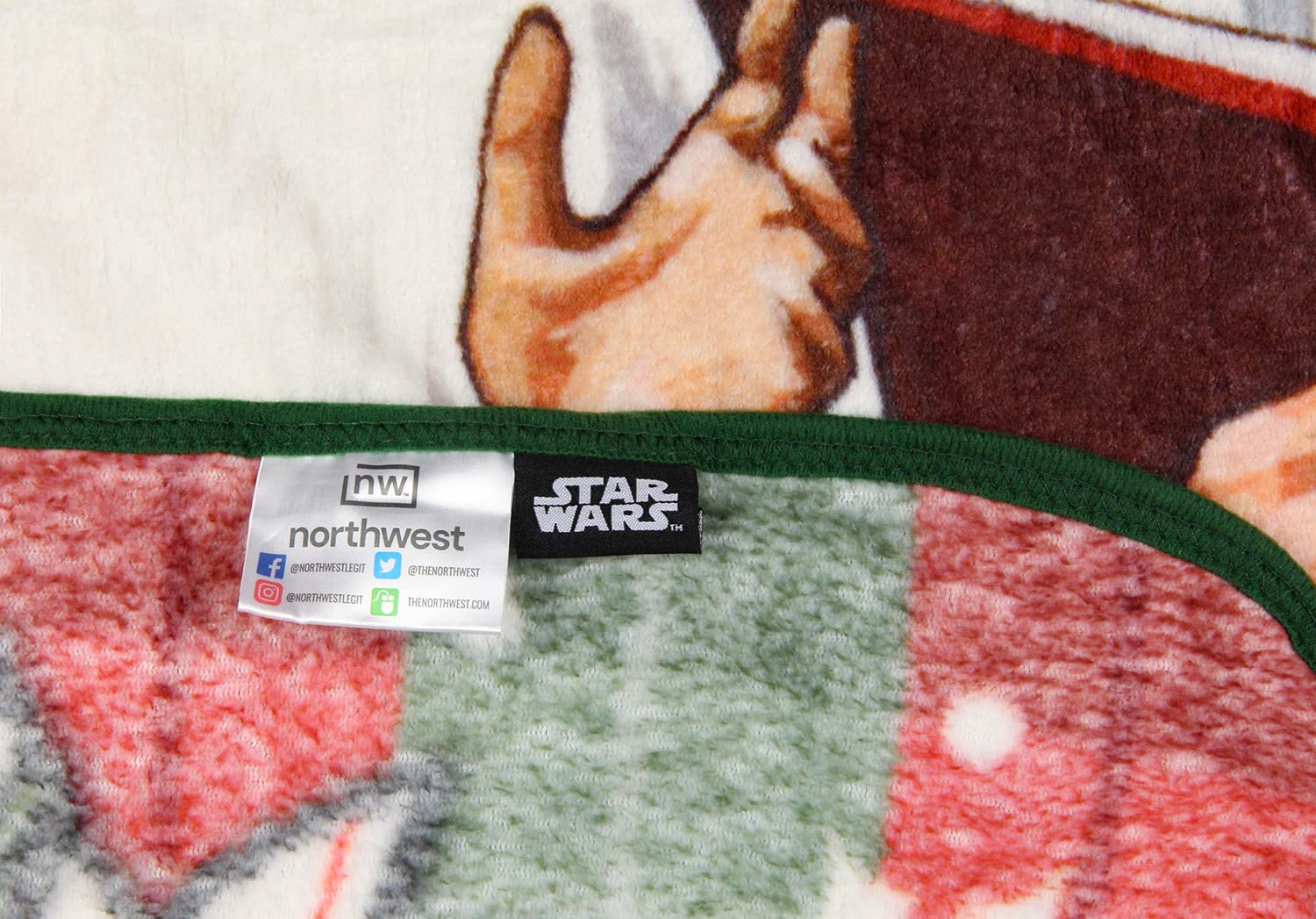 NORTHWEST Star Wars Holiday Chorus Carolers Plush Throw Blanket 46" x 60" (117cm x 152cm)