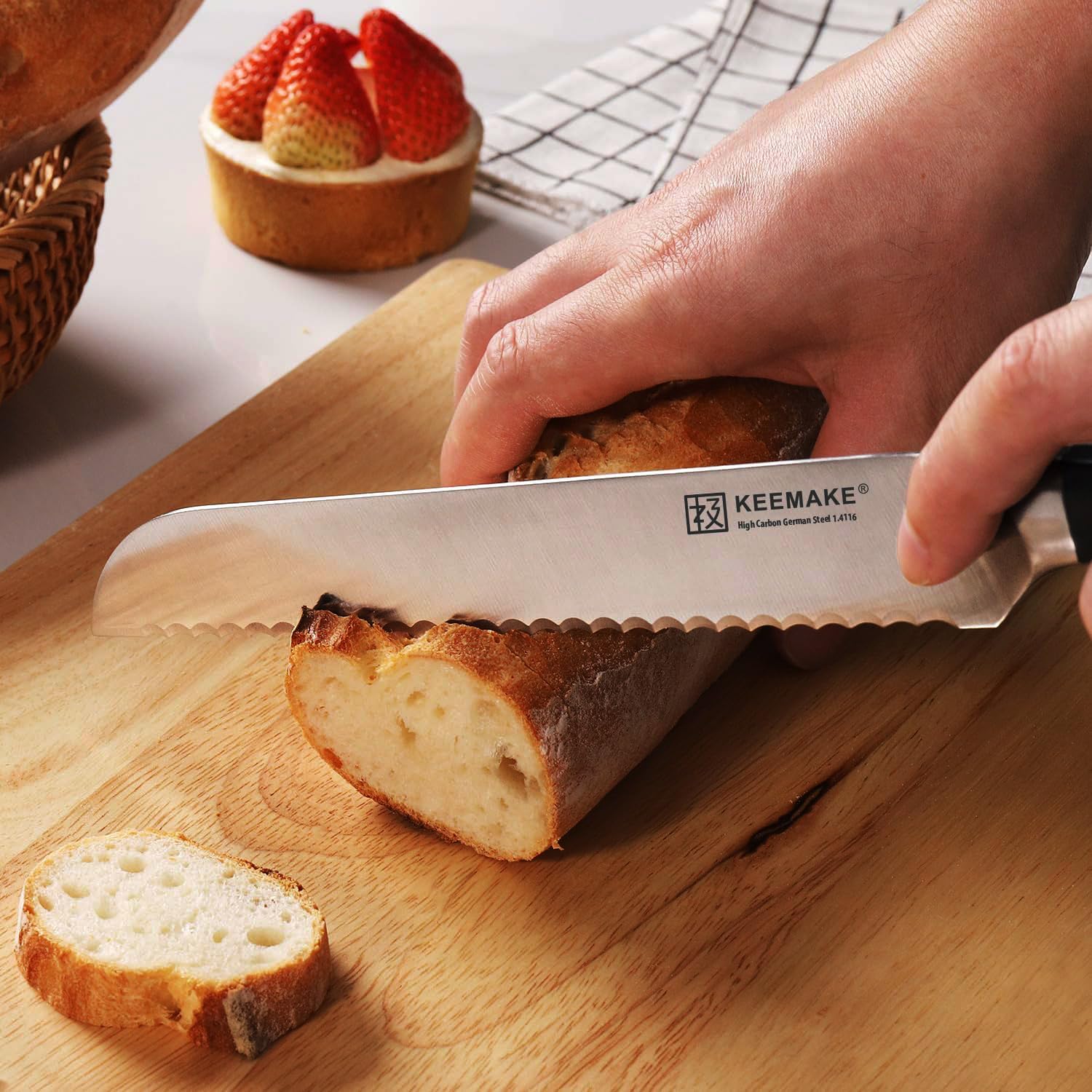 KEEMAKE Bread Knife 8 Inch, Serrated Knife for Sourdough Bread, High Carbon Stainless Steel Razor Sharp Bread Slicing Knife, Professional Cutting Knife for Homemade Bread, Bagels, Cake