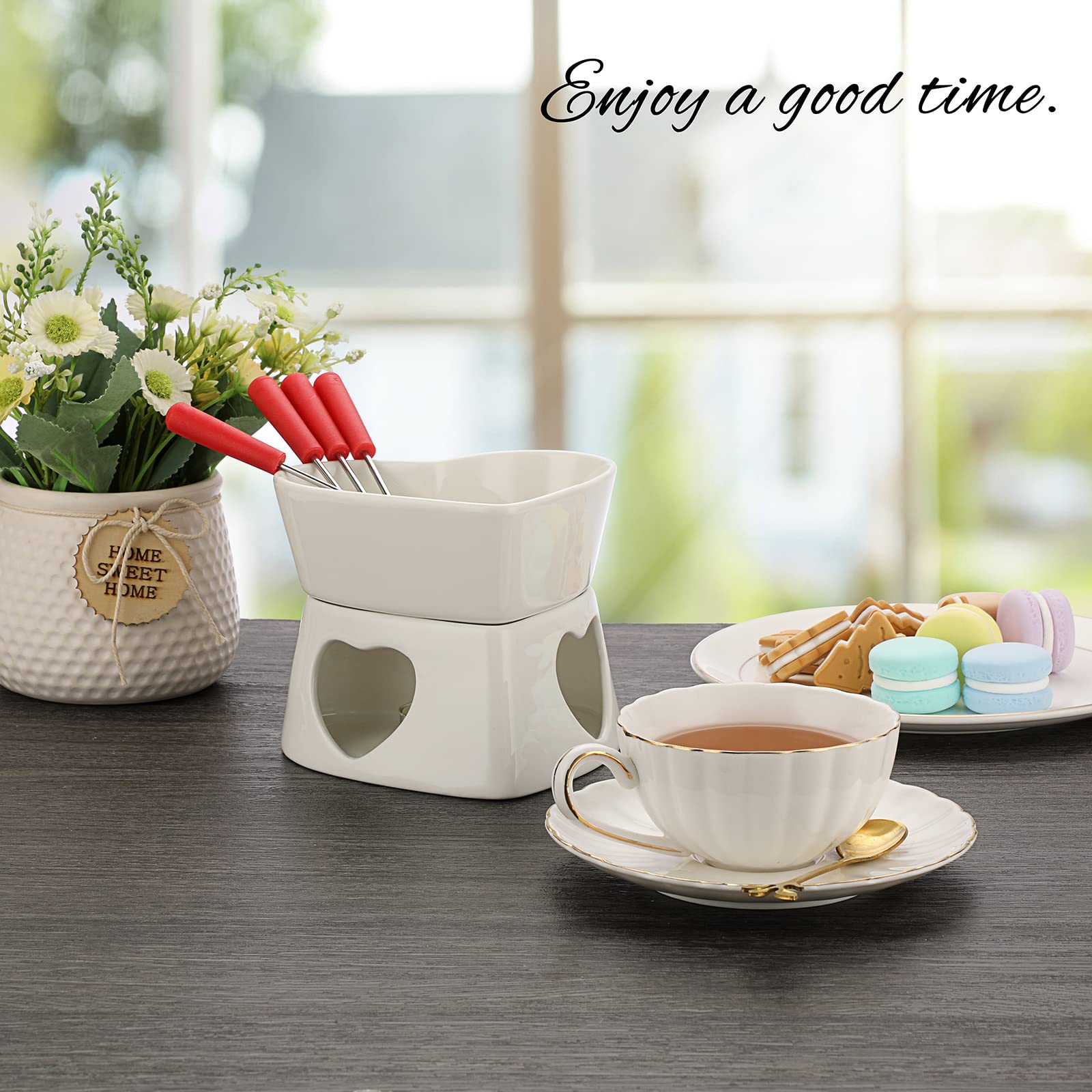 BSTKEY White Ceramic Butter Warmer Set, Heart Shaped Fondue Pot Melting Pot Set, Melt Hot Pot Bowl Set for Cheese Chocolate Butter Caramel, with 4 Forks