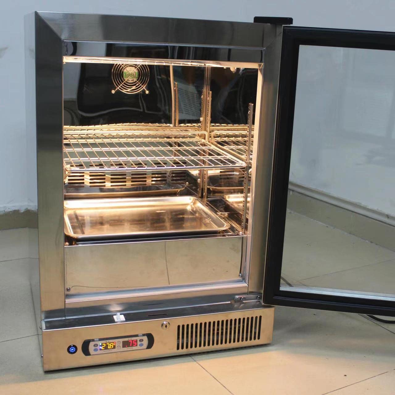 Kolice Commercial Beef Aging Showcase Freezer, Dry Aging Beef Fridge and Cabinet, Steak Aging Machine,Commercial Steak Ager-168L, 3 Tiers,Temperature Range: -5℃~ to 10℃ (23℉ to 50℉)