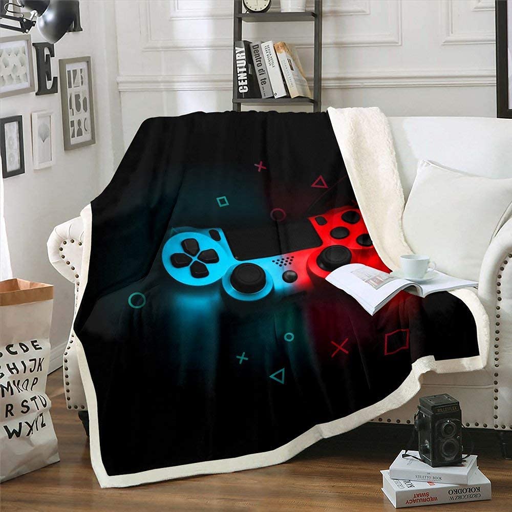 Teen Gaming Throw Blanket Gamer Gift for Boys Bed Blanket Kids Girls Young Man Video Games Sherpa Blanket Chic Abstract Gamepad Fleece Blanket Black Red Blue Luxury Soft Microfiber Lightweight 40"x50"