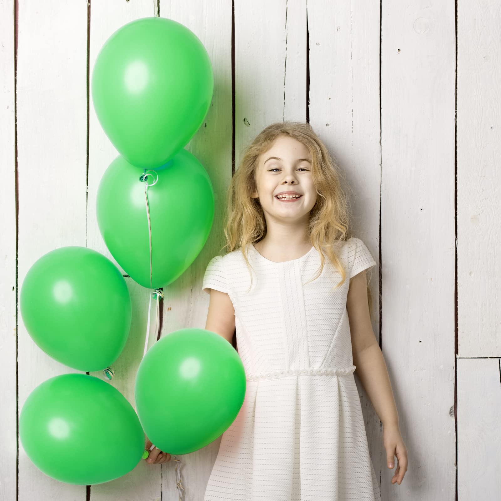 RUBFAC Green Balloons Latex Party Balloons, 100pcs 12 Inch Green Helium Balloons for Party Decoration Like Birthday Party, Baby Shower, Gender Reveal, Anniversary, Jungle Party (with Green Ribbon)