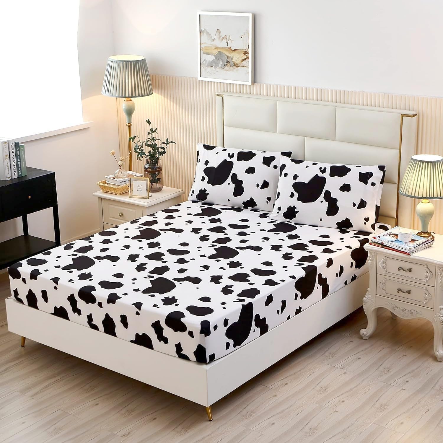 SDY 3PCS Milk Cow Print Stuff Bedding Fitted Sheet Set Queen Size, Cartoon Cow Pattern Fitted Sheet with Deep Pocket and 2 Pillowcases, Cute and Cozy, Kawaii Bed for Kids, Children, Boys, Girls, Teens