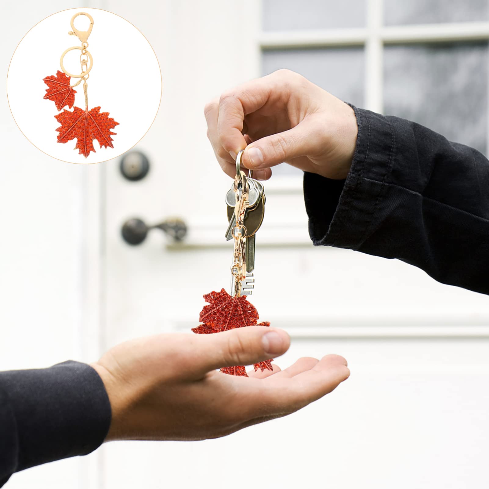 NUOBESTY Leaf Pendant Cute Backpack Decorative Metal Keychain Maple Leaf Shape Keychain Exquisite Maple Leaf Hanging Key Ring Fall Decor Flower Keychain