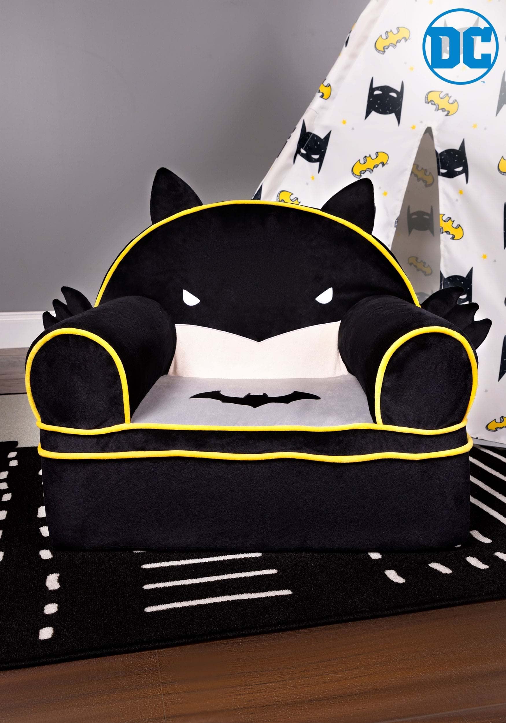 Fun Costumes Batman Face Chair Lounger Seat, DC Comics Iconic Black Comfy Soft Plush Seat Standard