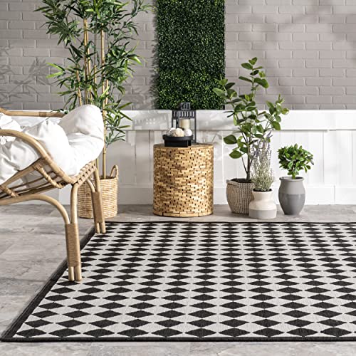 nuLOOM Myka Checkered Indoor/Outdoor Area Rug, 4' x 6', Black and White