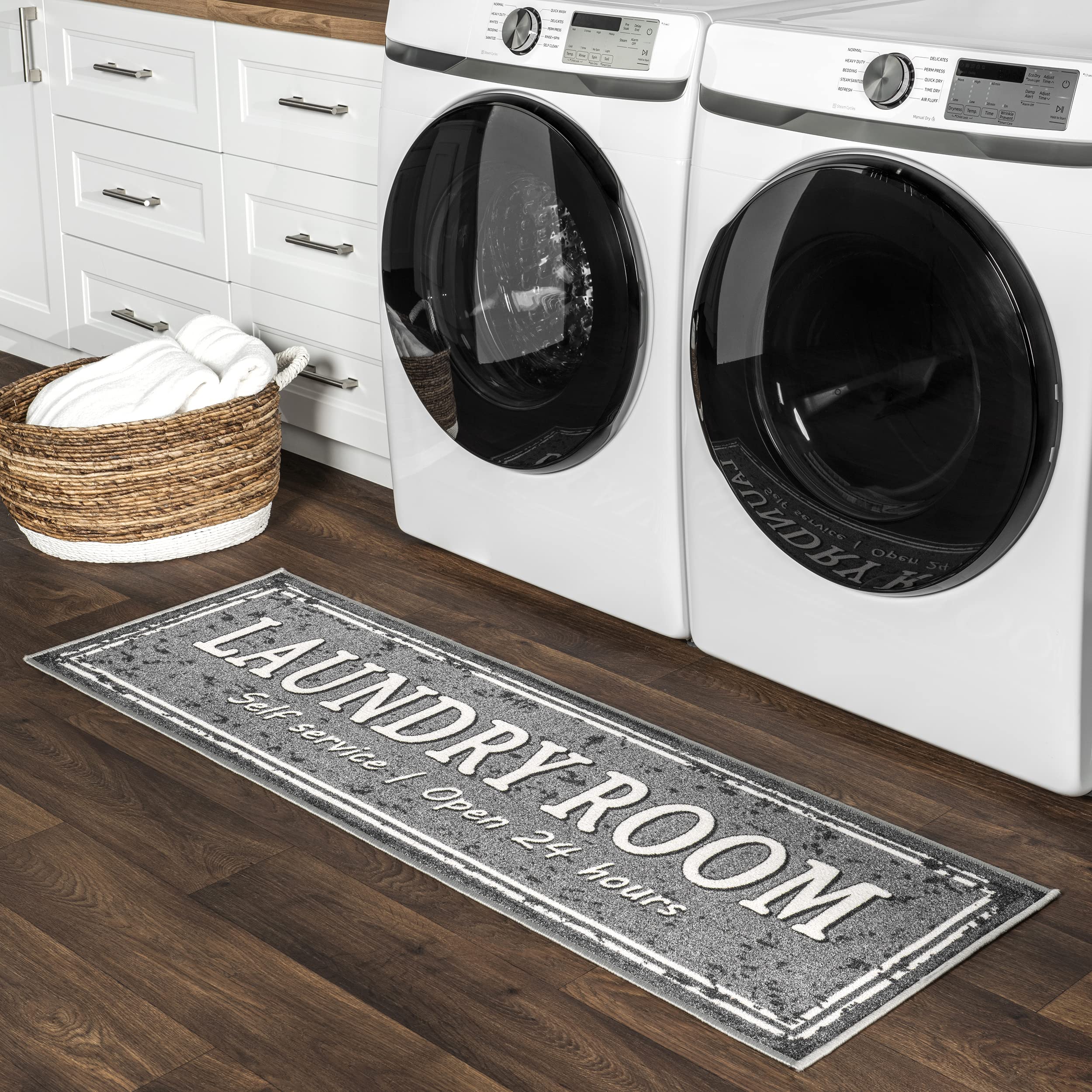 nuLOOM Graphic Machine Washable Laundry Mat, 2x5, Dark Grey