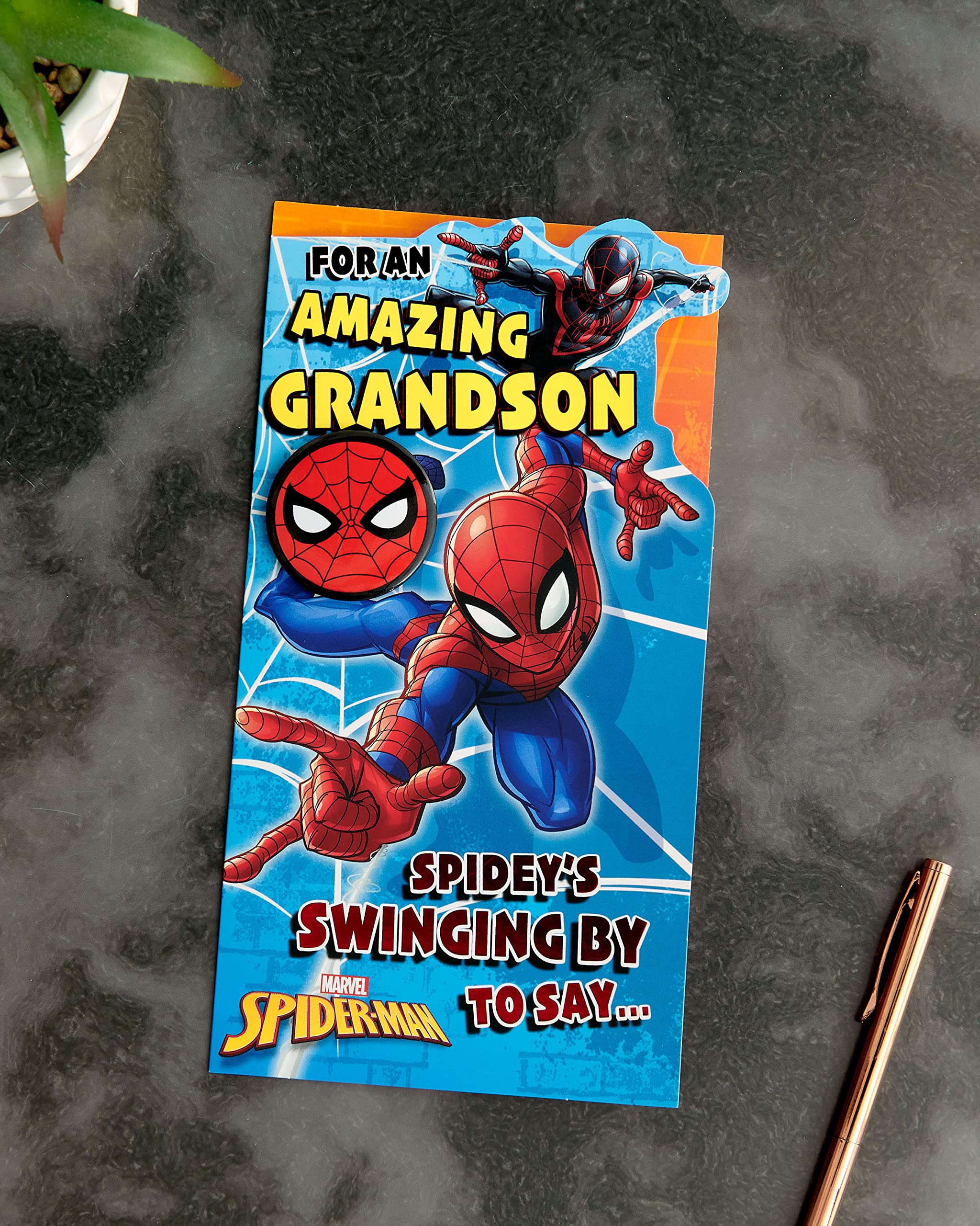 UK Greetings Marvel Spider-Man Birthday Card for Grandson With Envelope and Badge,Multi,121 mm x 229 mm