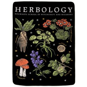 Jay Franco Harry Potter Herbology Blanket - Measures 60 x 90 inches, Kids Bedding - Fade Resistant Super Soft Fleece