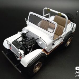 MPC 1981 Jeep CJ5 Golden Hawk 1:25 Scale Model Kit