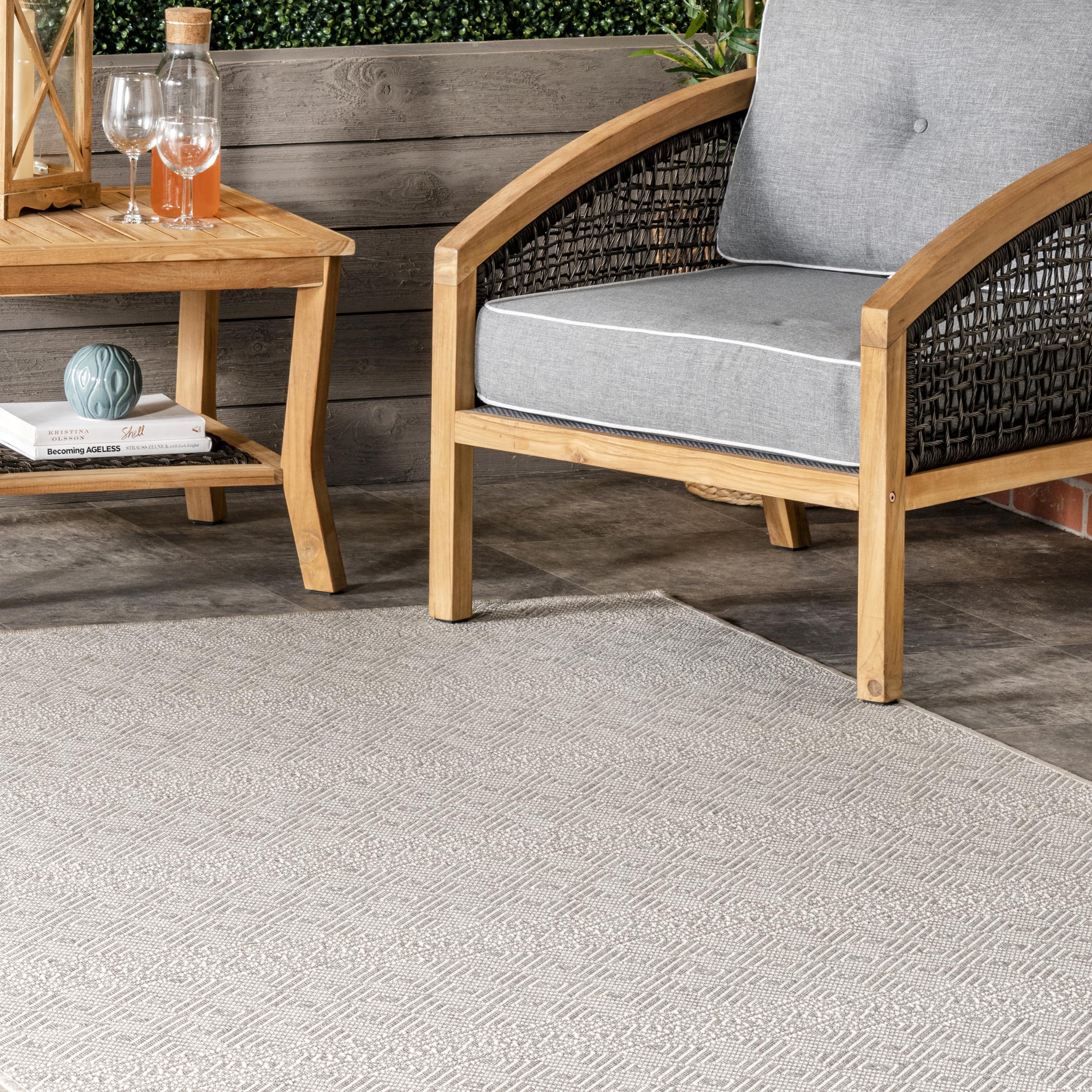 nuLOOM 7' x 9' Outdoor Performance Area Rug, Stain Resistant, Weather Resistant, High Traffic, Patio, Balcony, Outside, Paloma Grey