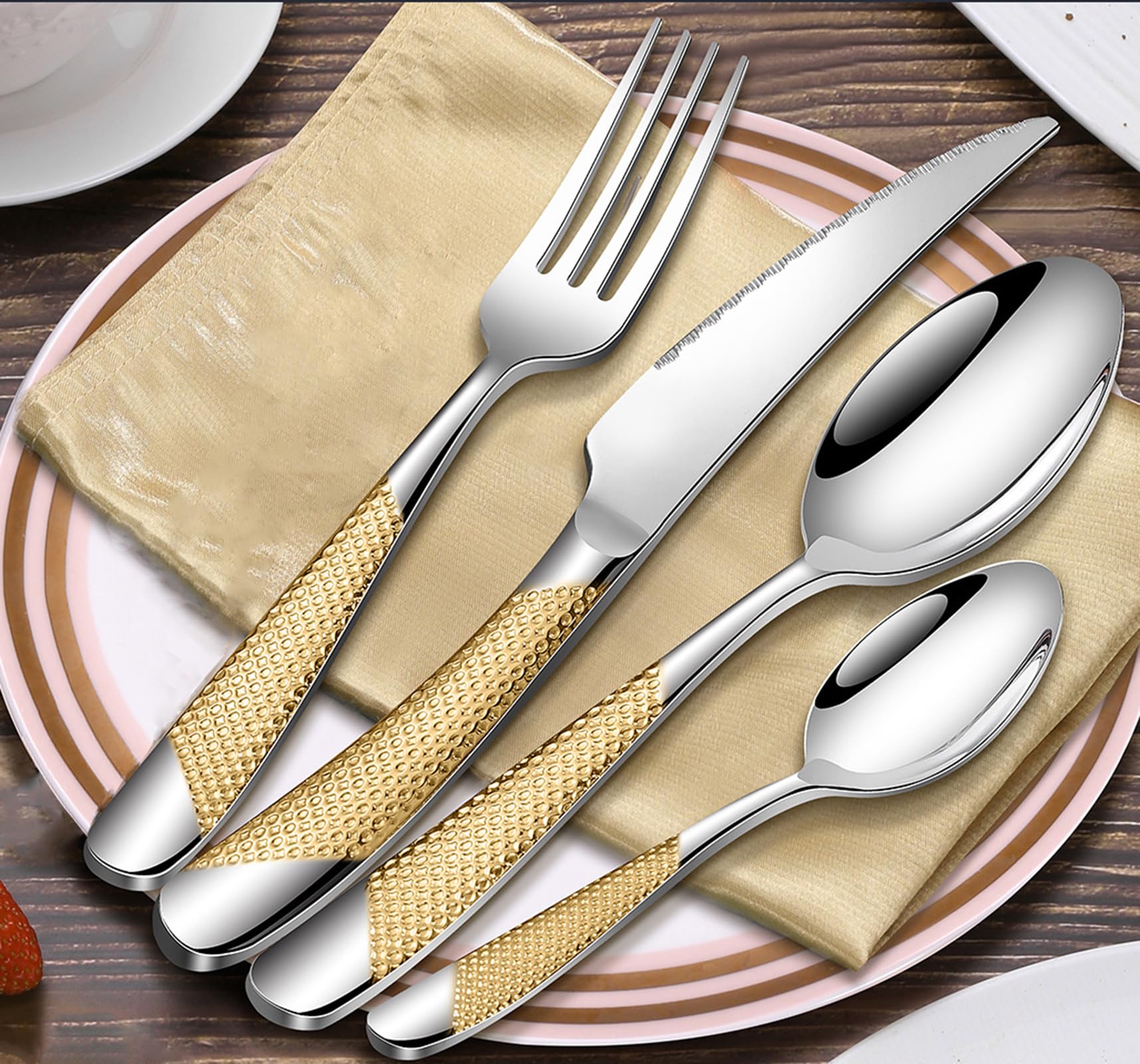 Golden Michelangelo Silverware Set for 8, Elegant 18/10 Stainless Steel Flatware Set, Cutlery Sets for 8 People, Dishwasher Safe (32pcs, Golden) Christmas