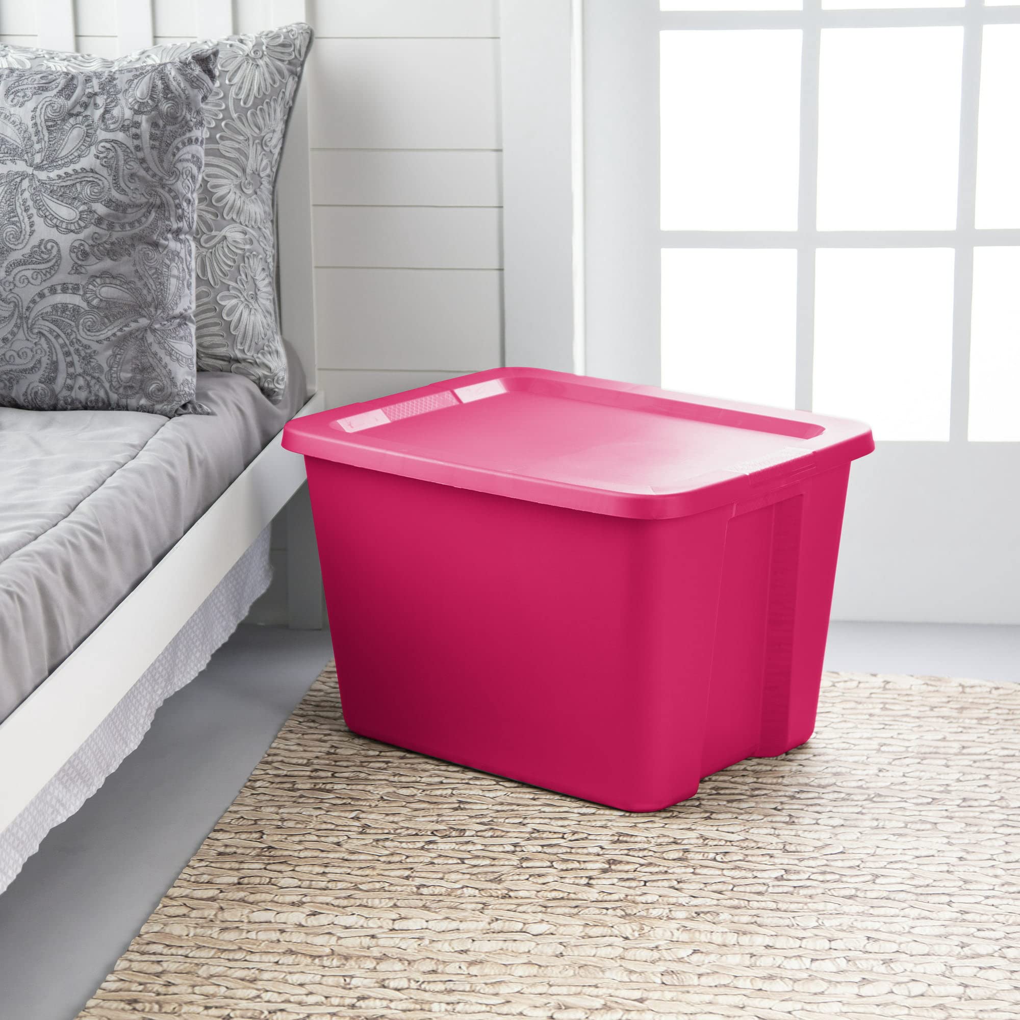 ouyoo Plastic Storage Bin 18 Gallon Storage Tote Organizing Container with Durable Lid , Stackable and Nestable, Great for Garage Storage, Office Supplies, Clothes, Moving Boxes, 8 Pack（Fuchsia ）