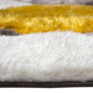 United Rugs 4D Shaggy Area Rug Yellow 5x7 | Thick Soft Plush and Modern Area Rug | Stain-Resistant, Easy-Cleaning and Machine Made| Best for Bedroom, Living Room, Office and Playroom