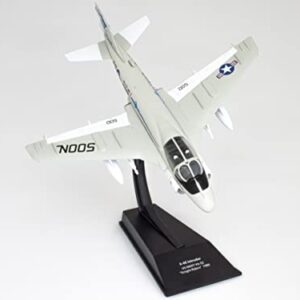 OPO 10 - 1/100 Military Fighter Aircraft Compatible with A-6E Intruder US Navy VA-52 Knight Riders 1980 - CP12