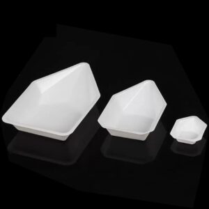 15 pieces weigh boats boat-shaped pour boats weighing boats 10ml 70ml 150ml plastic scale trays plastic weigh dishes lab dish container lab weighing dishes for weighing mixing(white, 3 size)