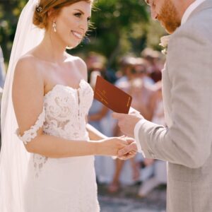 Elegant Vow Books With Gold Foil Lettering For Your Wedding - Perfectly Sized His and Hers Vow Books With Plenty Of Pages To Write Whatever is on Your Heart - A Beautiful Addition For The Wedding Day