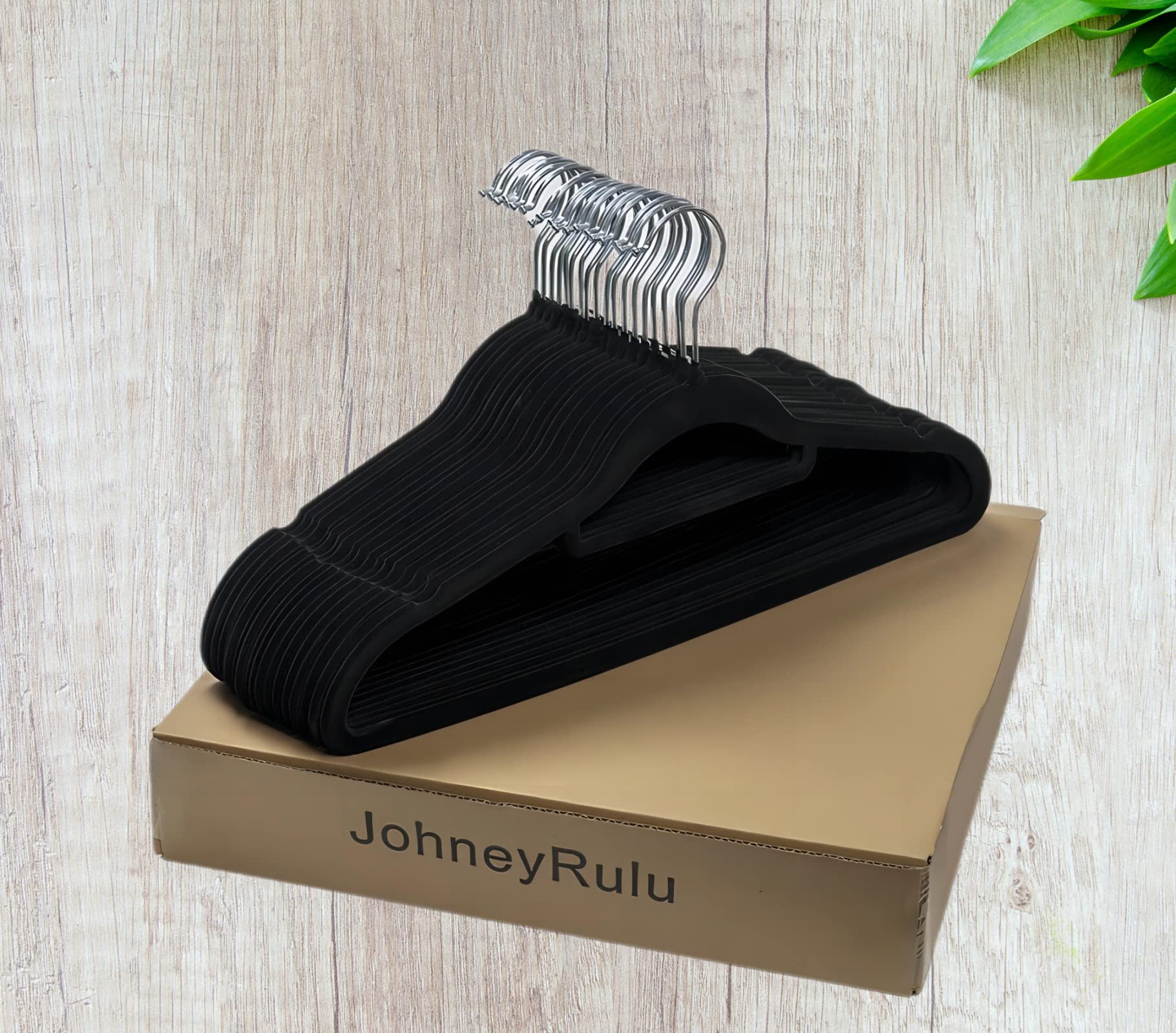 JohneyRulu Velvet Non-Slip Black Hangers - Space-Saving Heavy-Duty Suit Hangers with 360° Swivel Hook - 20 Pack