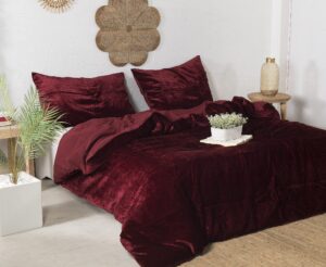 madhu international wine red velvet duvet cover - made of premium rayon velvet - twin size duvet and pillow cover set of 3 - luxury boho bedding - uo comforter cover quilt - 68 inches x 90 inch