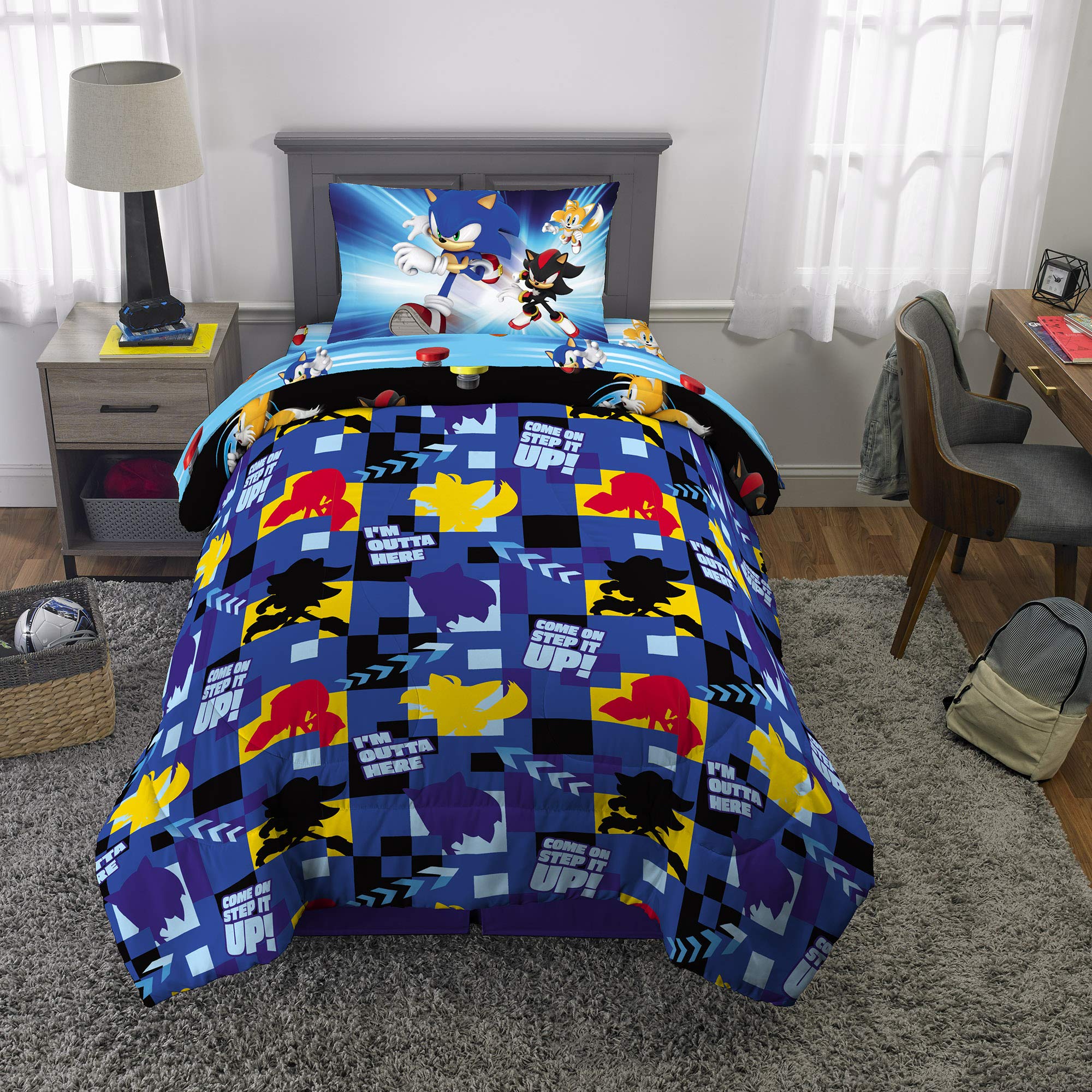 Franco Sonic The Hedgehog Anime Kids Bedding Twin/Full Comforter with Twin Sheet Set and Cuddle Pillow, 5 Piece Bedroom Set (Official Sega Licensed Product)