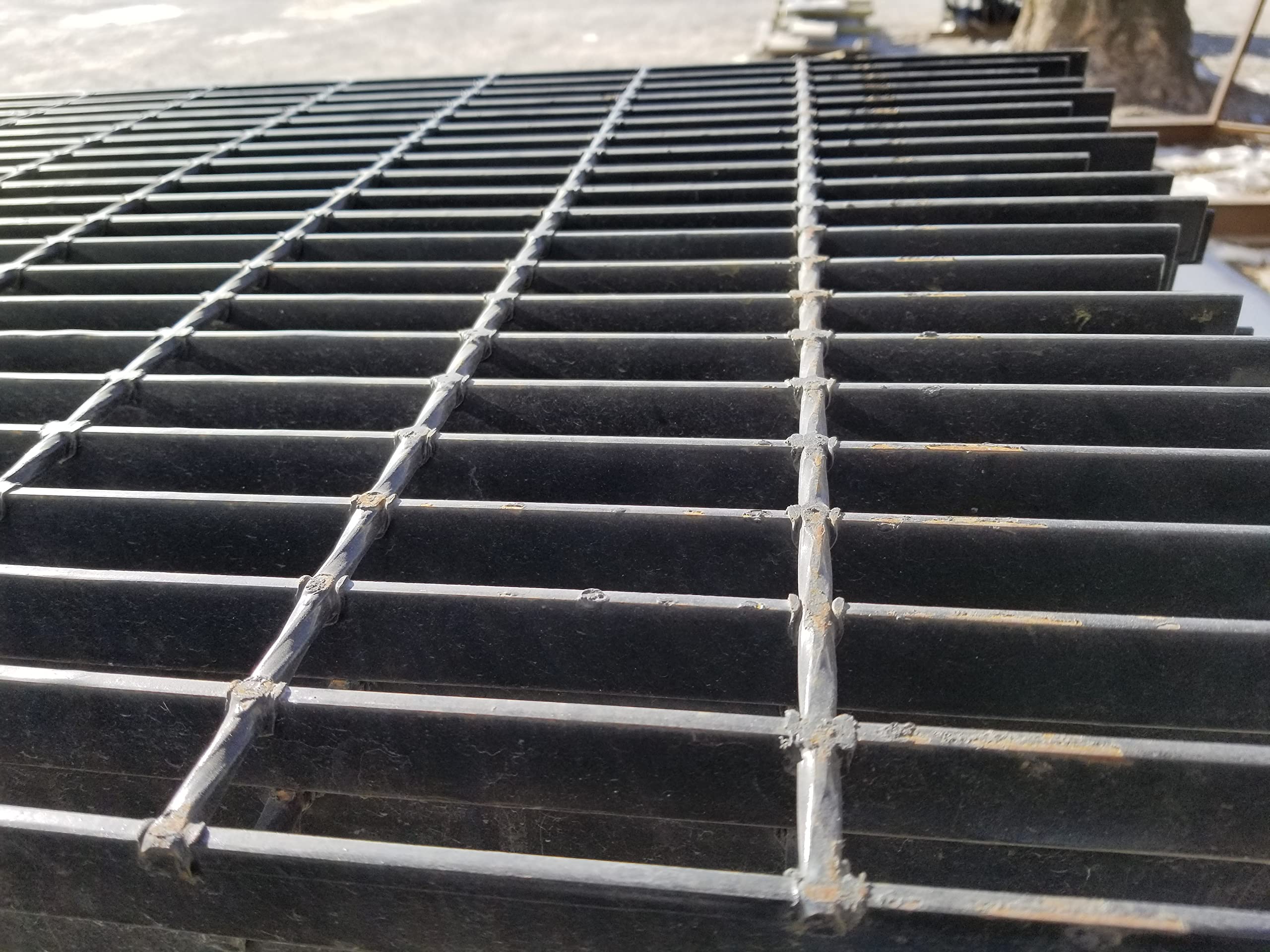 Des Moines Steel - Bar Grating: Width 36" Bar Size H 1-1/4" X W 3/16'' (1, 4')