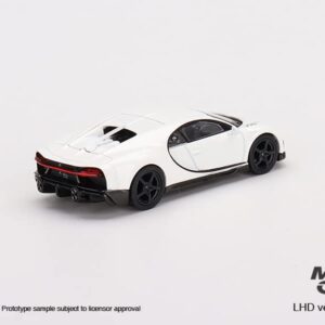 Bugatti Chiron Super Sport White 1/64 Diecast Model Car by True Scale Miniatures MGT00440