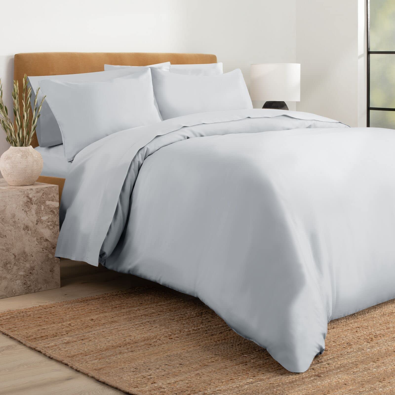 Nate Home by Nate Berkus 300TC 3-Piece Luxe Cotton Sateen Duvet Cover | Ultra Soft, Cool, Bedding Set from mDesign - King Size - 1 Duvet Cover/2 Pillow Shams, Quartz (Light Gray)