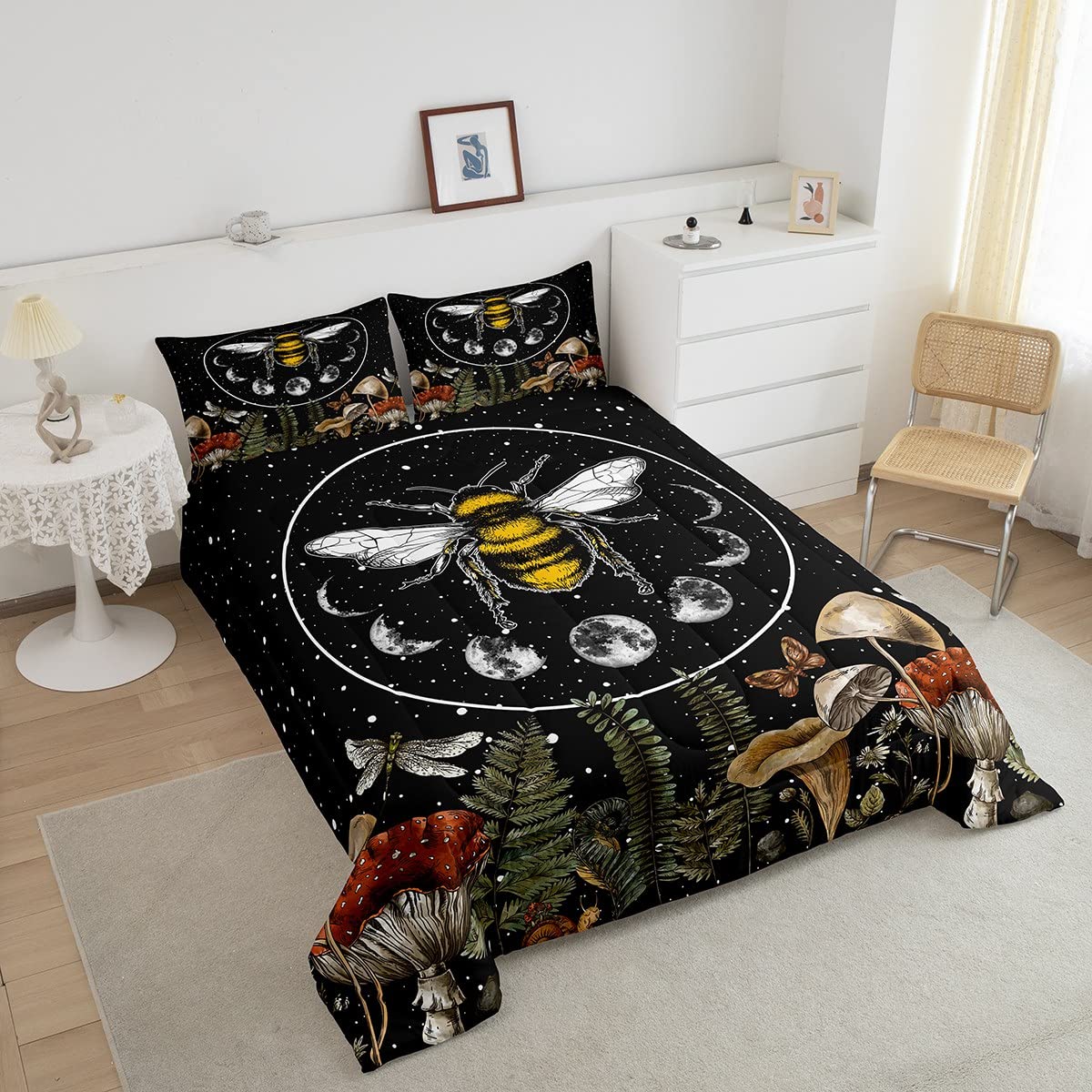 Erosebridal Boho Bee Bedding King Moon Print Comforter Set Wild Fungus Bedding Comforters & Sets Chic Wildlife Duvet Set Mushroom Green Leaves Quilt Set Animal and Botanical Theme Home Decor, Black