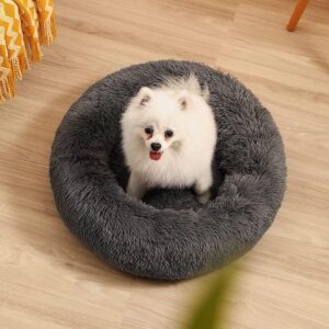 Geizire Cat Bed Dog Bed for Cats, Small Dogs, Washable Donut Calming Round,Soft Fluffy Warm and Cozy Anti Anxiety Cuddler, Joint-Relief Pet Bed (Medium, Green)