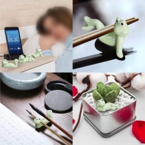 WAYUTO 3Pcs Japanese Ceramic Chopstick Stand Rest Cute Animal Chopstick Rest Rack Dinner Spoon Stand Knife Fork Holder Frog Porcelain Chopstick Rest Holder for Dining Table Tableware Rest