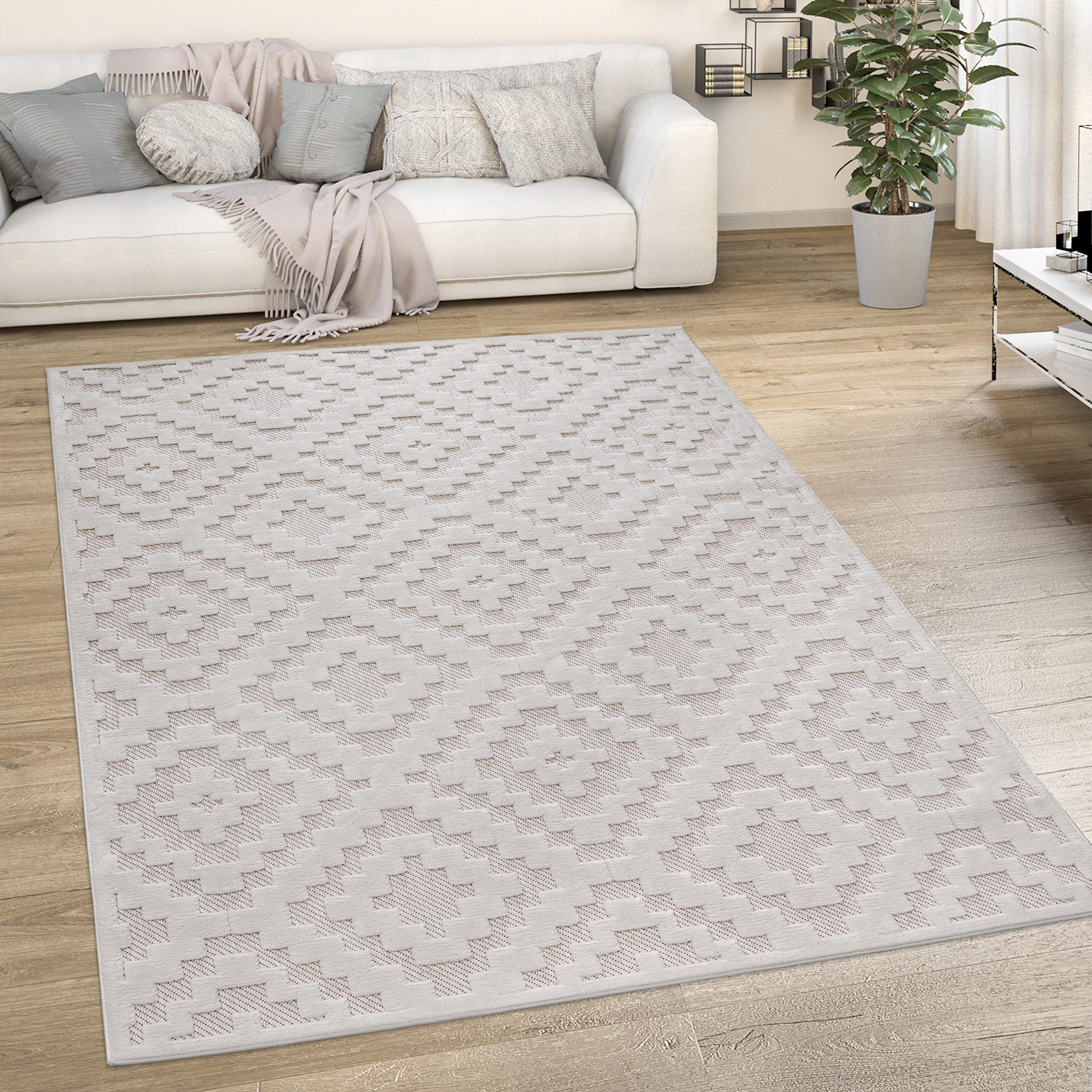 Paco Home Indoor Outdoor Rug with Textured Diamond Pattern in Cream, Size: 5'3" x 7'3"