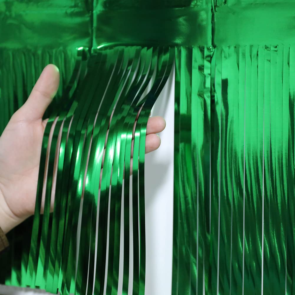 iiCheerful 4 Pack Green Total 40 Feet Foil Fringe Garland Metallic Tinsel Banner Wall Hanging Drapes Parade Float Skirting Decorations for Trailer Mardi Gras Party Birthday Wedding Baby Shower (Green)