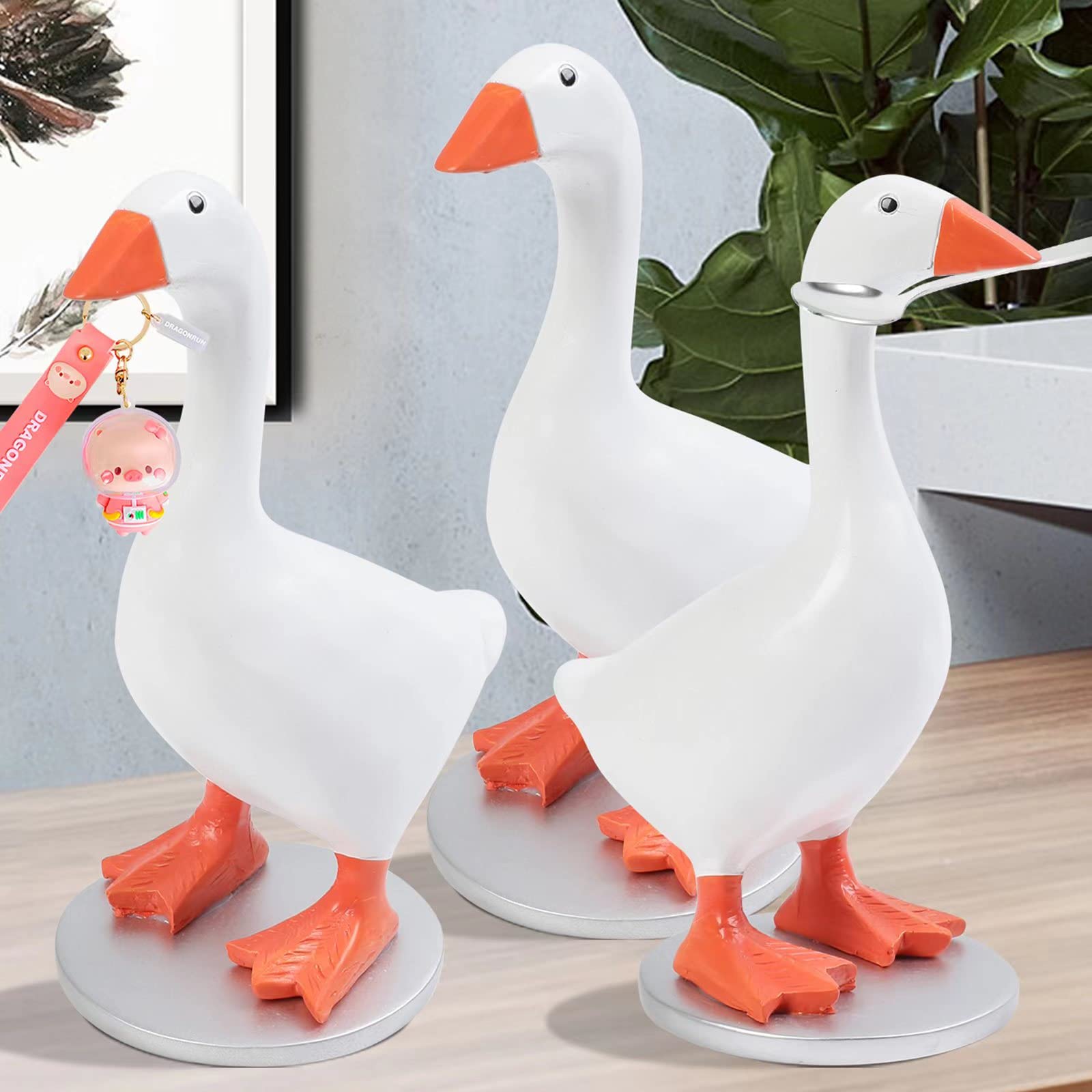 Jareo Magnetic Goose Key Holder Cute Home Decor Kawaii Room Office Table Desk Aesthetic Funny Bedroom Housewarming Gift 1PCS