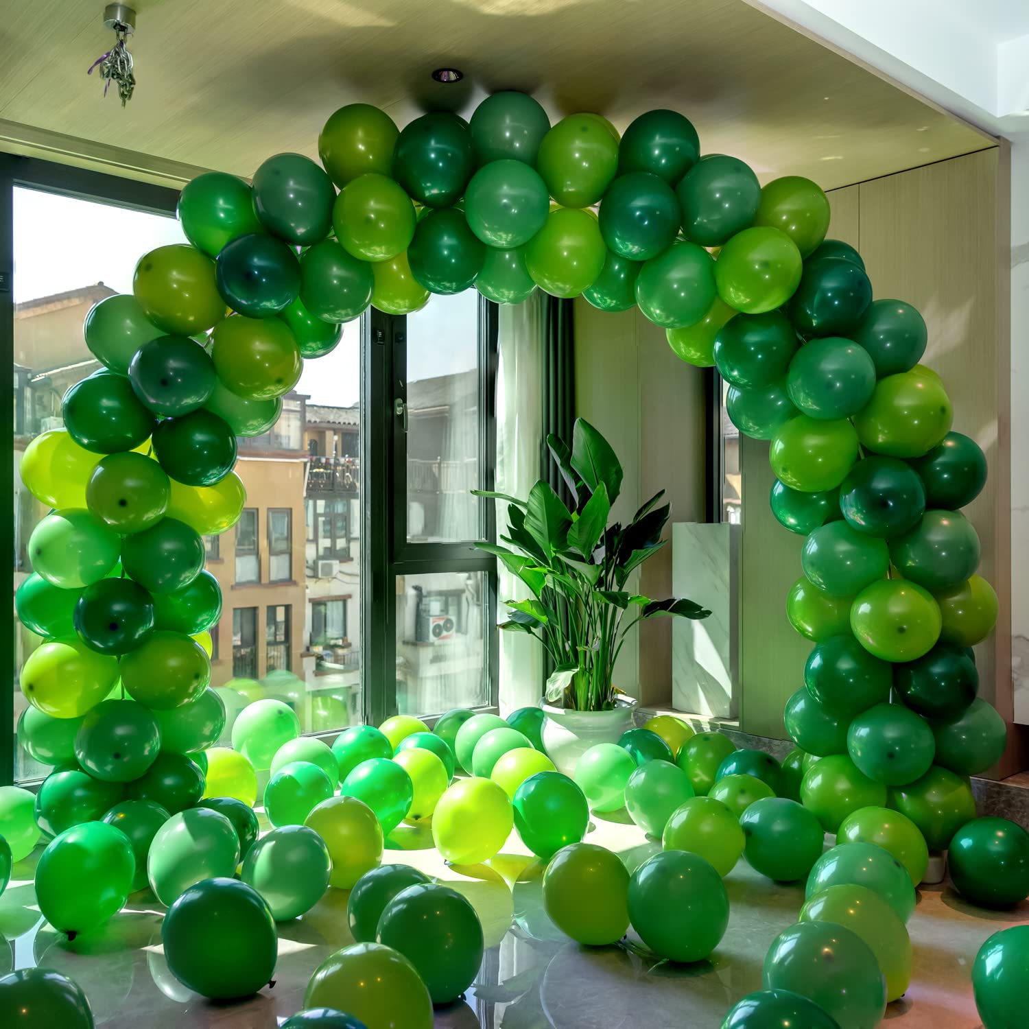 100pcs Dark Green Balloons, 12 inch Latex Balloons, Helium Green Party Balloons for Birthday Baby Shower Wedding Graduation Holiday Ballons Party Decor(With 2 Green Ribbons)