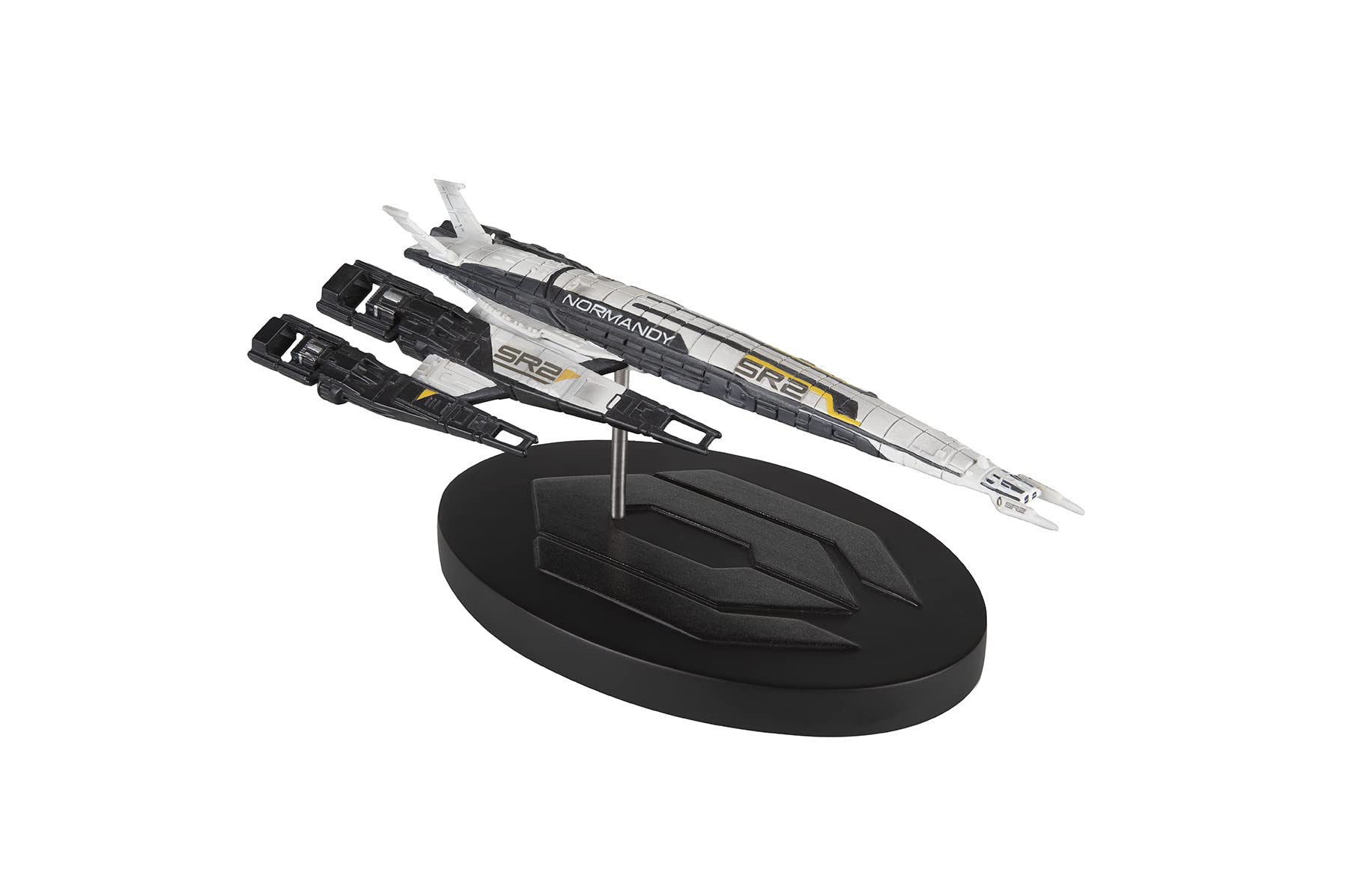 Dark Horse Mass Effect: Cerberus Normandy SR-2 Ship Replica Remaster