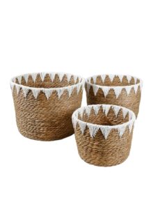 serene spaces living handmade cattail leaf basket - natural, eco-friendly & durable - perfect for decoration, storage, potted plant cover/cachepot or gifting - kit of 3 (each in 3 different sizes)