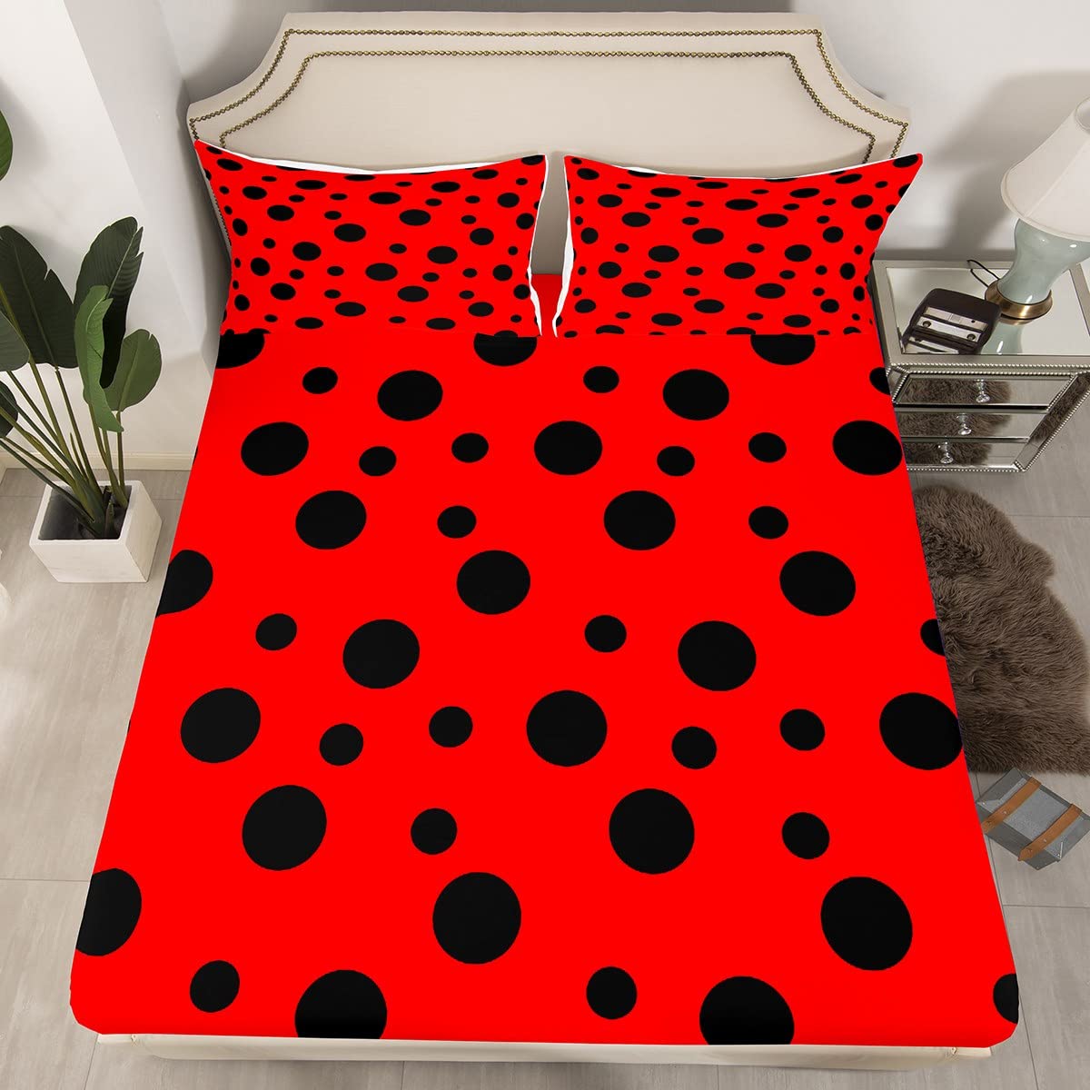 Ladybug Bedding Set Twin Size Red and Black Bed Set for Girls Teens Bedroom Decor Kids Polka Dot Pattern Fitted Sheet Soft Microfiber Cartoon Theme Bed Cover(1 Fitted Sheet+1 Pillow Case)