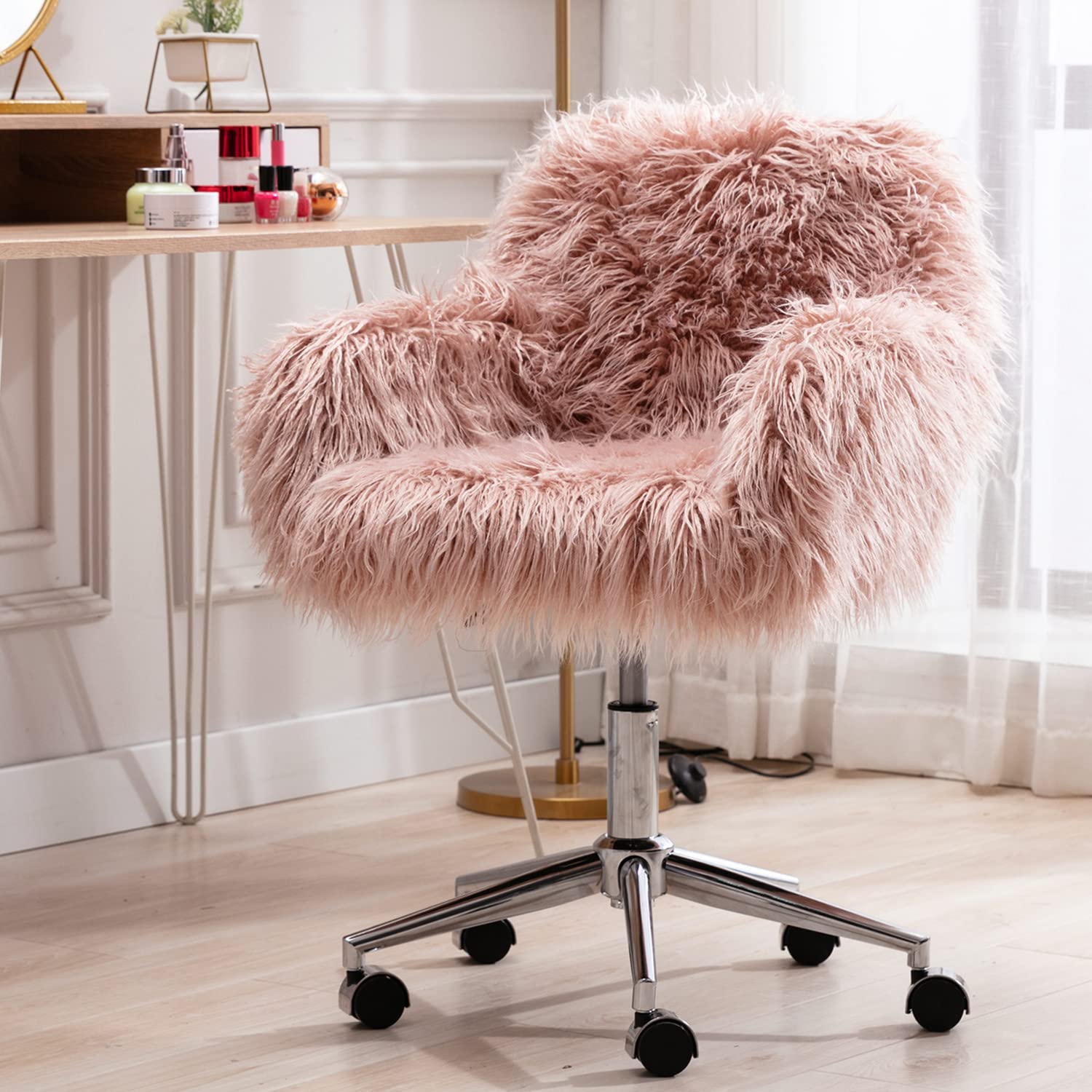 Modern Swivel Vanity Chair with Wheels for Bedroom Pink Faux Fur Desk Chair for Makeup Room Cute Upholstered Accent Swivel Chair for Living Room Small Home Office