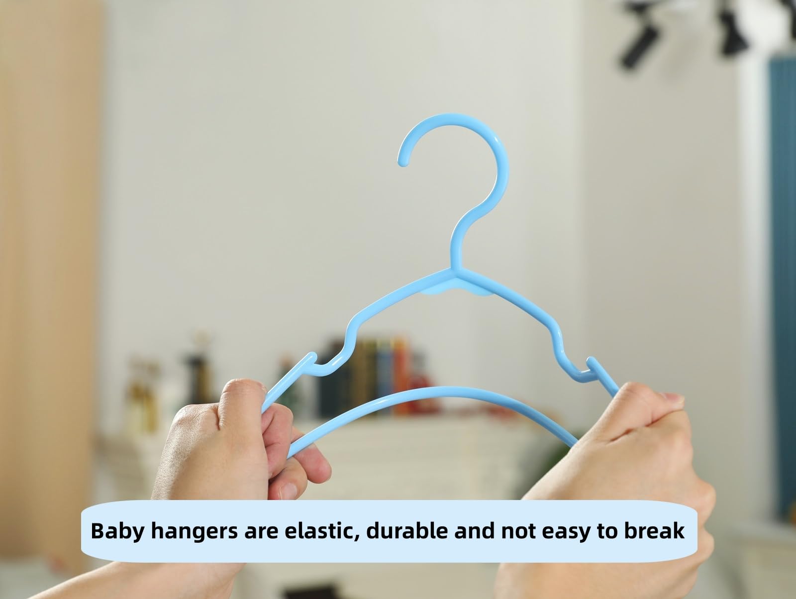 100 pcs White Baby Nursery Closet Hangers,Non-Slip Laundry Infant Pant Hanger for Newborn Clothes,Ultra-Thin Child Coat Hanger for Girl Boy Toddler Kid