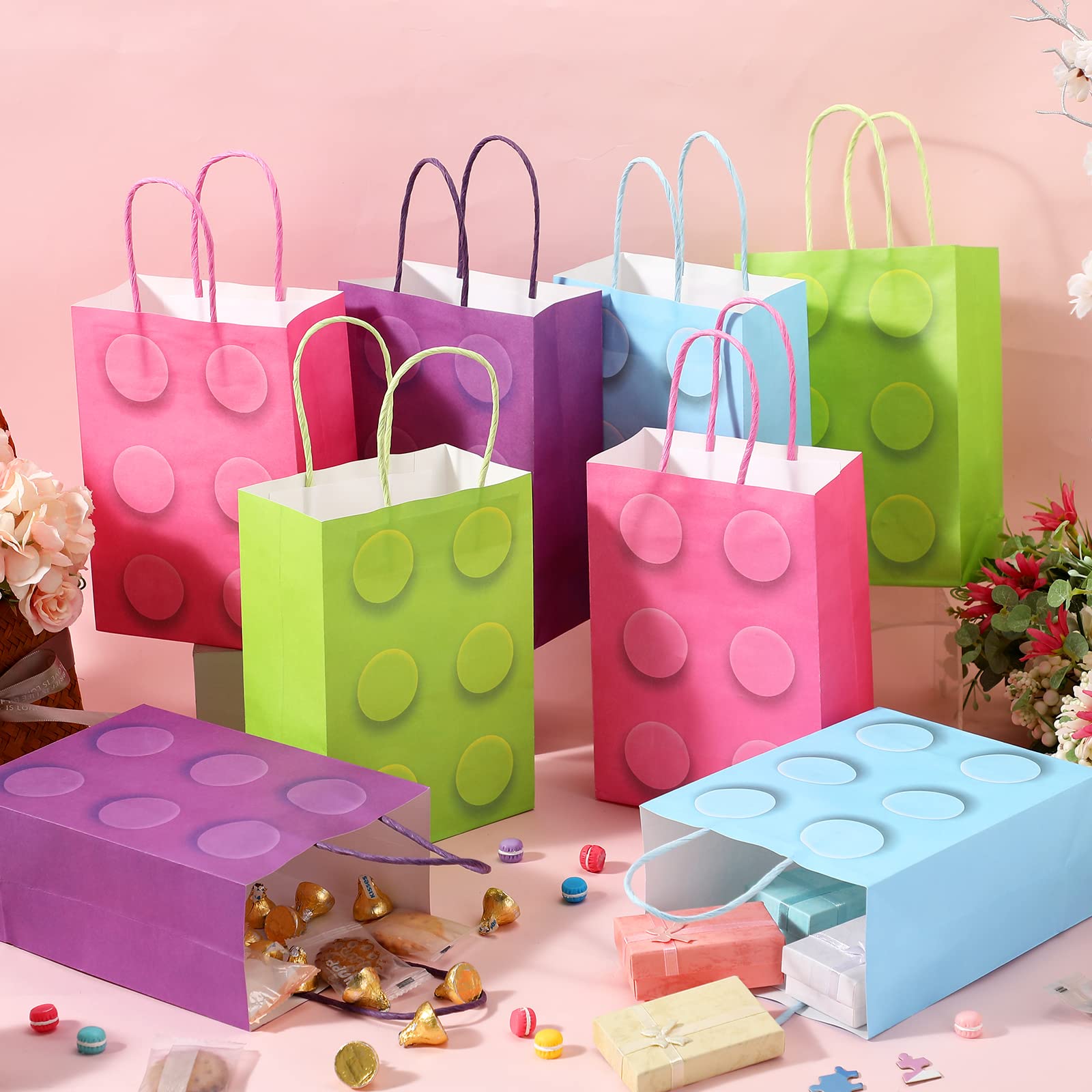 Perkoop 24 Pieces Building Block Party Favor Bags, Bricks Candy Treat Paper Bags, Party Gift Goodie Bags with Handle for Girls Building Block Birthday Party Baby Shower Decoration Supplies