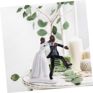 Parliky 1Pc Creative Wedding Party Cake Resin Toppers Bride and Groom Figurines for Cake Decoration for Bridal Showers and Engagement Celebrations