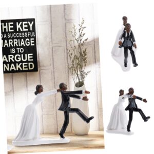 Parliky 1Pc Creative Wedding Party Cake Resin Toppers Bride and Groom Figurines for Cake Decoration for Bridal Showers and Engagement Celebrations