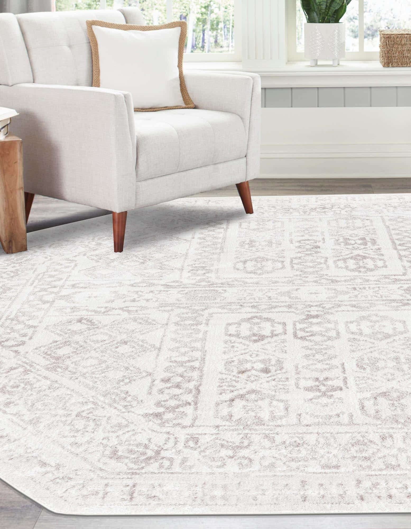 Unique Loom Oxford Collection Area Rug - Magdelan (7' 1" Octagon, Cream/ Ivory)