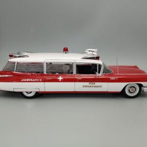 AMT 1959 Cadillac Ambulance w/Gurney 1:25 Scale Model Kit