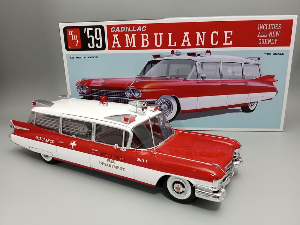 AMT 1959 Cadillac Ambulance w/Gurney 1:25 Scale Model Kit