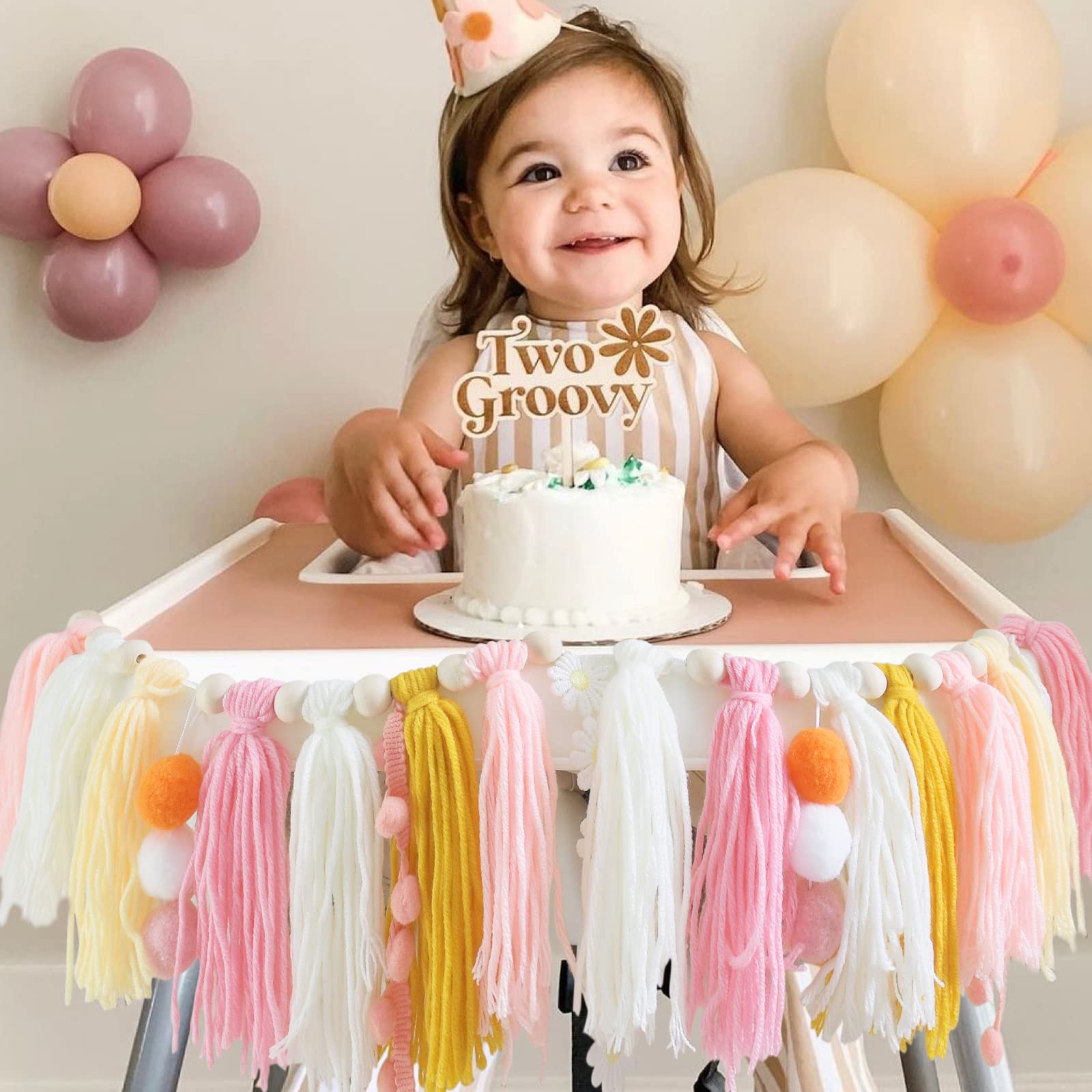 Daisy Birthday High Chair Banner, Daisy One First Birthday Decorations, Groovy Two High Chair Banner, Handmade 1st Birthday Decor, 2nd Birthday Garland Hippie 70S Banner Groovy Photo Prop